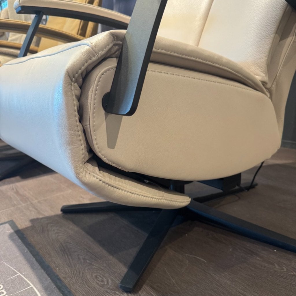 Sta-op relaxfauteuil Pantoli - Leder - IN.HOUSE, Huis en Inrichting, Niet ingevuld, Niet ingevuld, Niet ingevuld