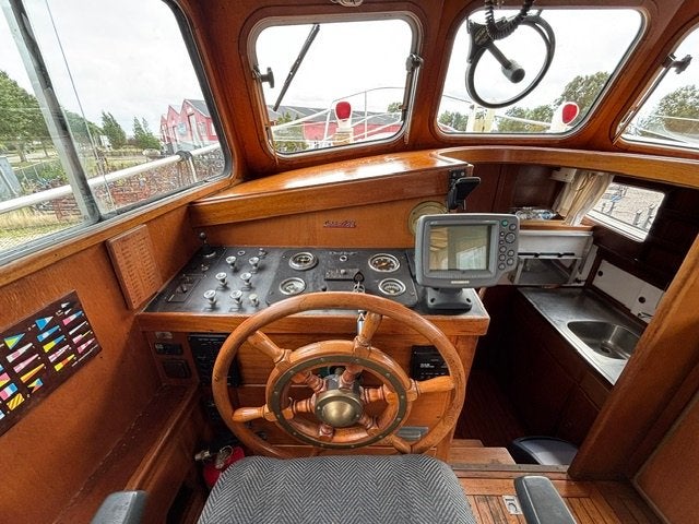 Valkvlet 1130 OK AK, Watersport en Boten, Staal, Overige merken, Walstroom, Gebruikt