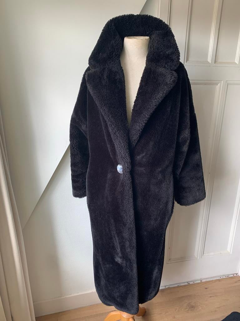 Zara zwarte teddy mantel in nieuwstaat, Ophalen of Verzenden, Zo goed als nieuw, Maat 36 (S), Zwart