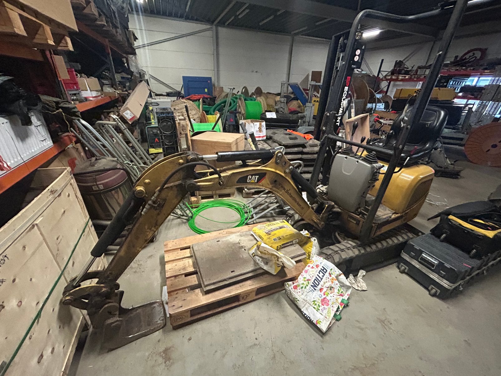 Caterpillar 300.9D (2019), Ophalen, Gebruikt