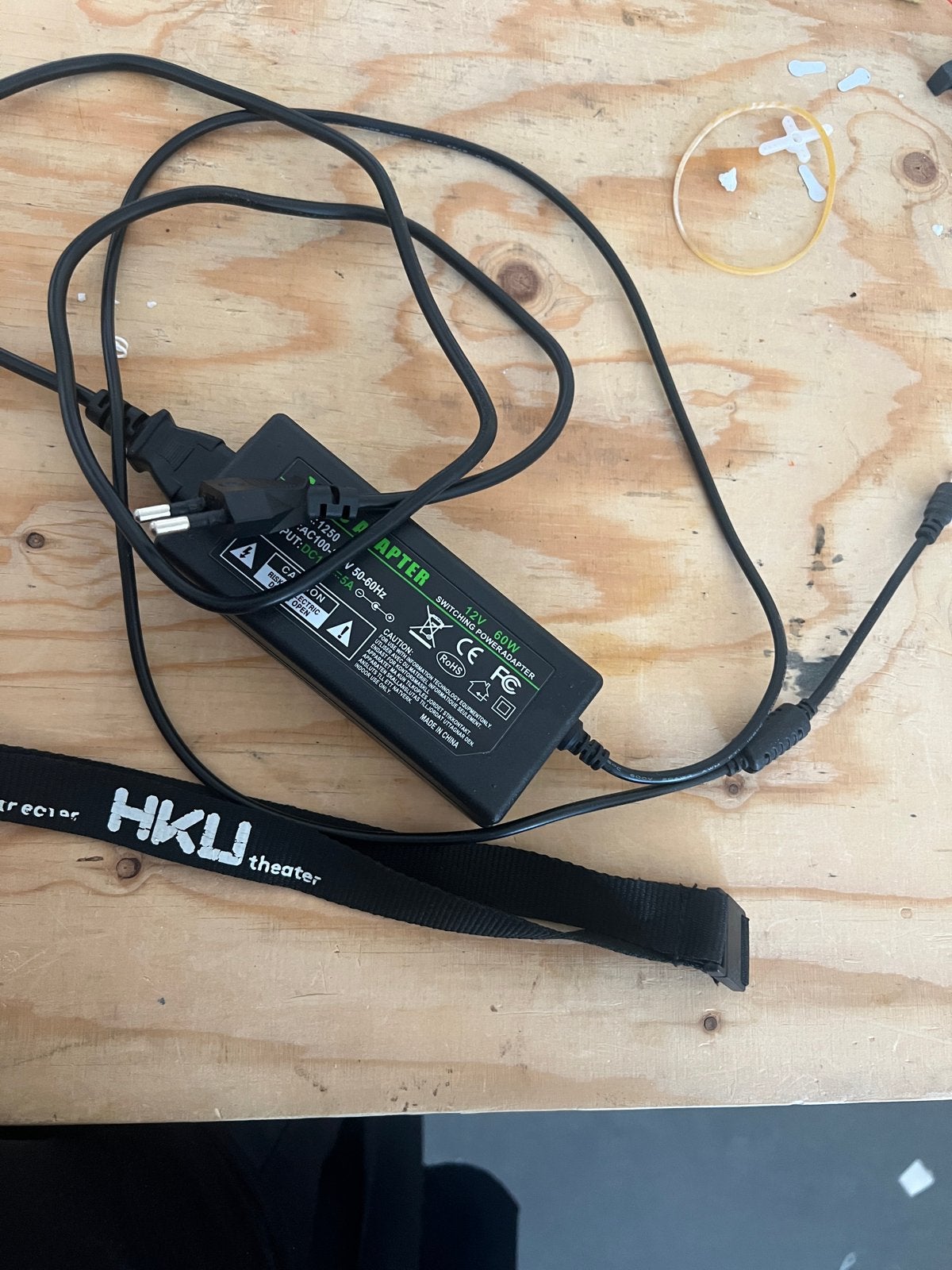 12V 5A 60W Universele Voedingsadapter, Ophalen, Gebruikt