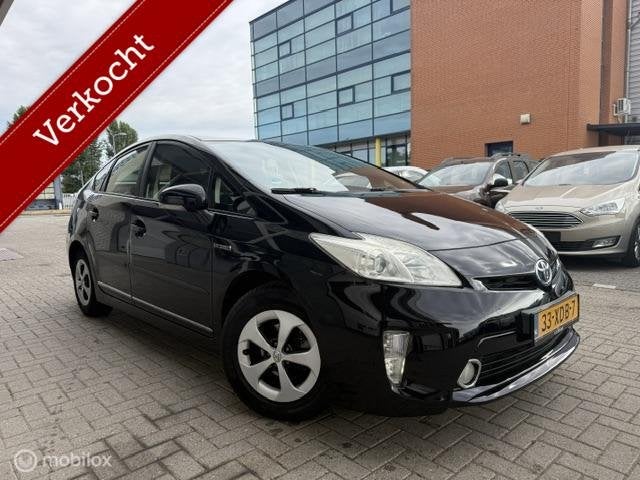 Toyota Prius 1.8 Comfort Trekhaak Camera, Euro 5, 136 pk, Gebruikt, 1340 kg