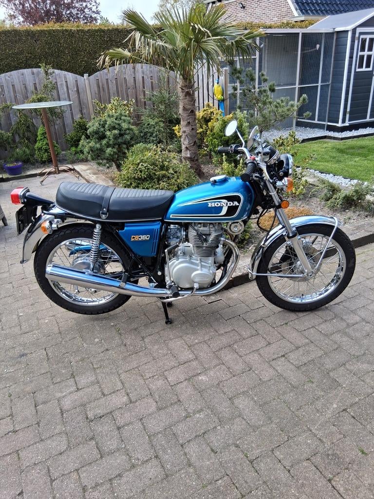 Prachtige bijna nieuwe HONDA CB 360 .1976 zeer zeldzaam