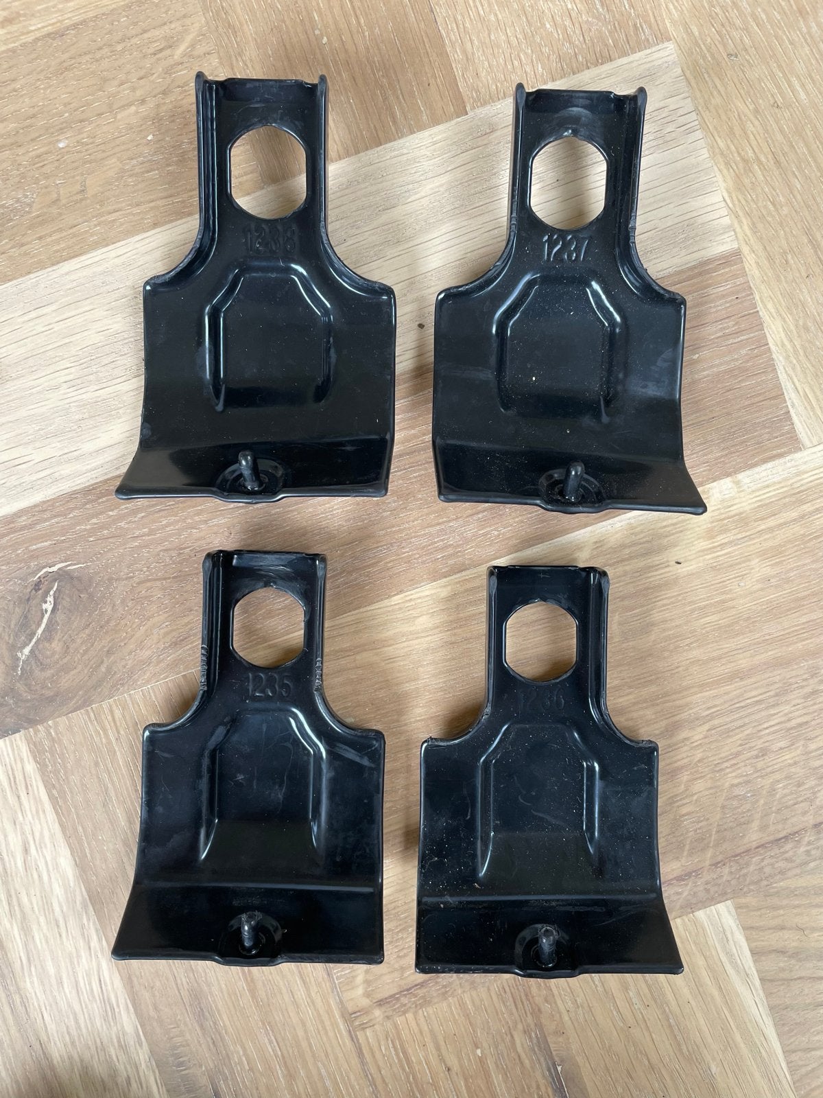 Thule 1685 Rapid Fitting Kit - Volvo V40, Ophalen of Verzenden, Gebruikt