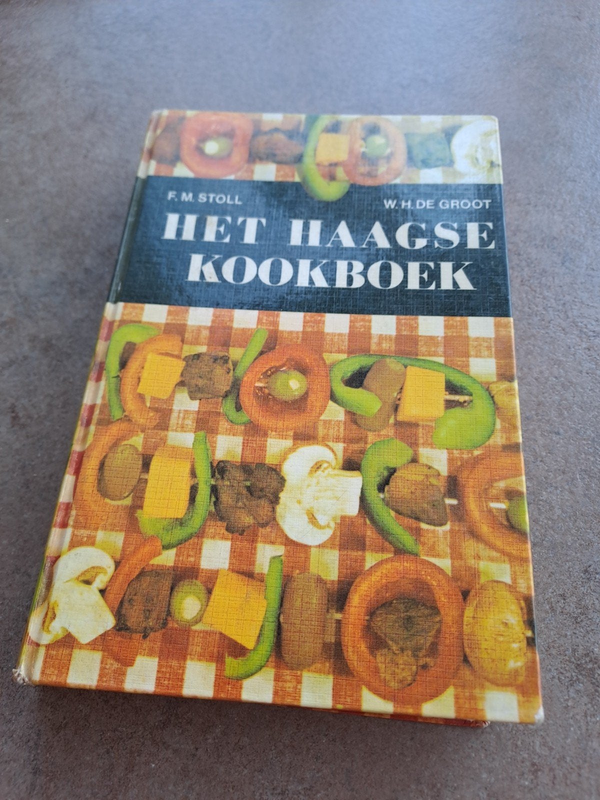 Het Haagse kookboek drieenzestigste druk., Gelezen, Overige typen, Ophalen of Verzenden, F.M.Stoll
