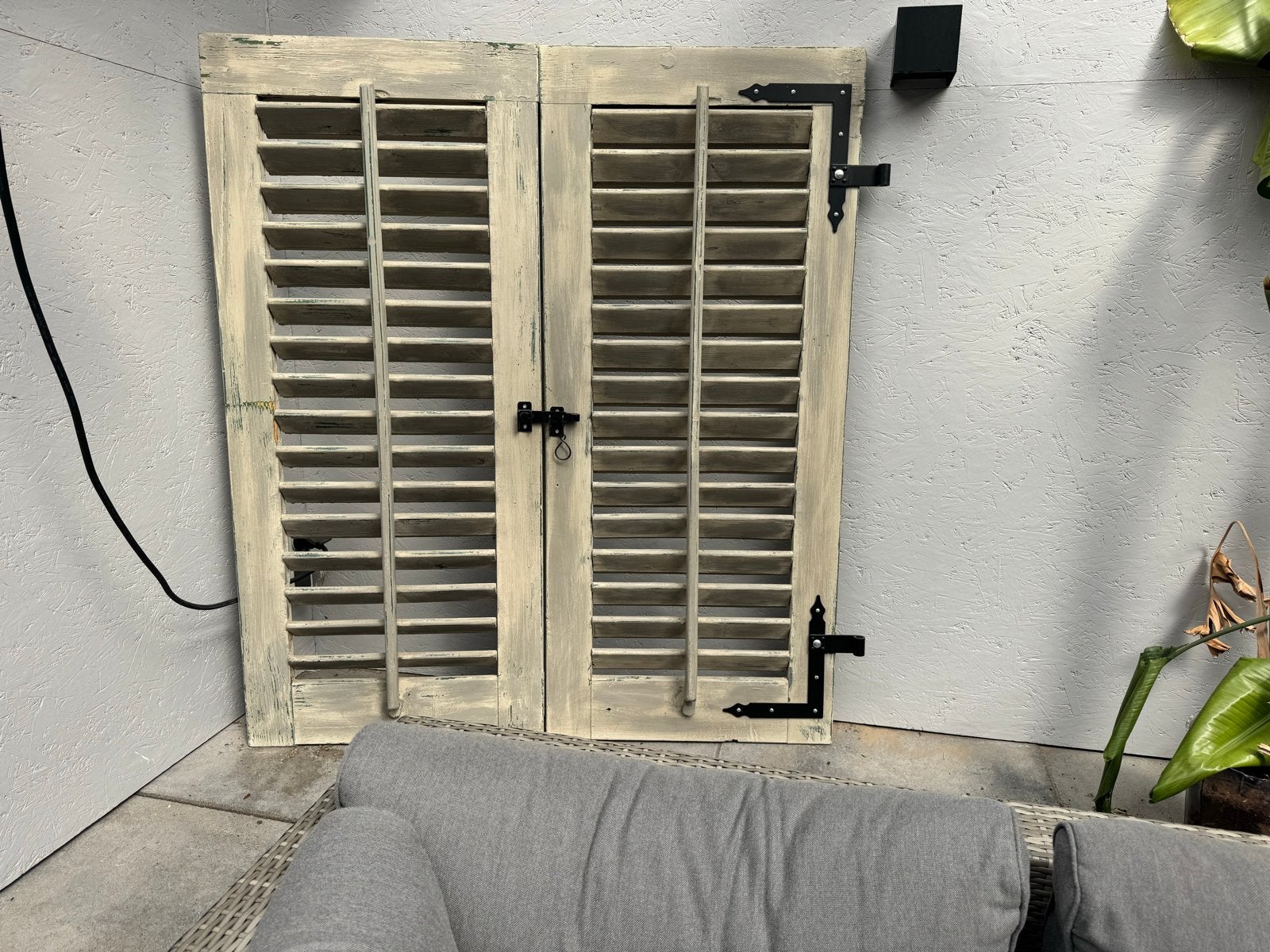 Te koop: 5 brocante vintage shutters, Ophalen, Gebruikt, Hout, Brocante