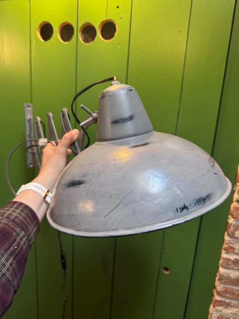 Industriële schaar wandlamp - Vintage design, Huis en Inrichting, Lampen | Wandlampen, Ophalen, Gebruikt, Metaal