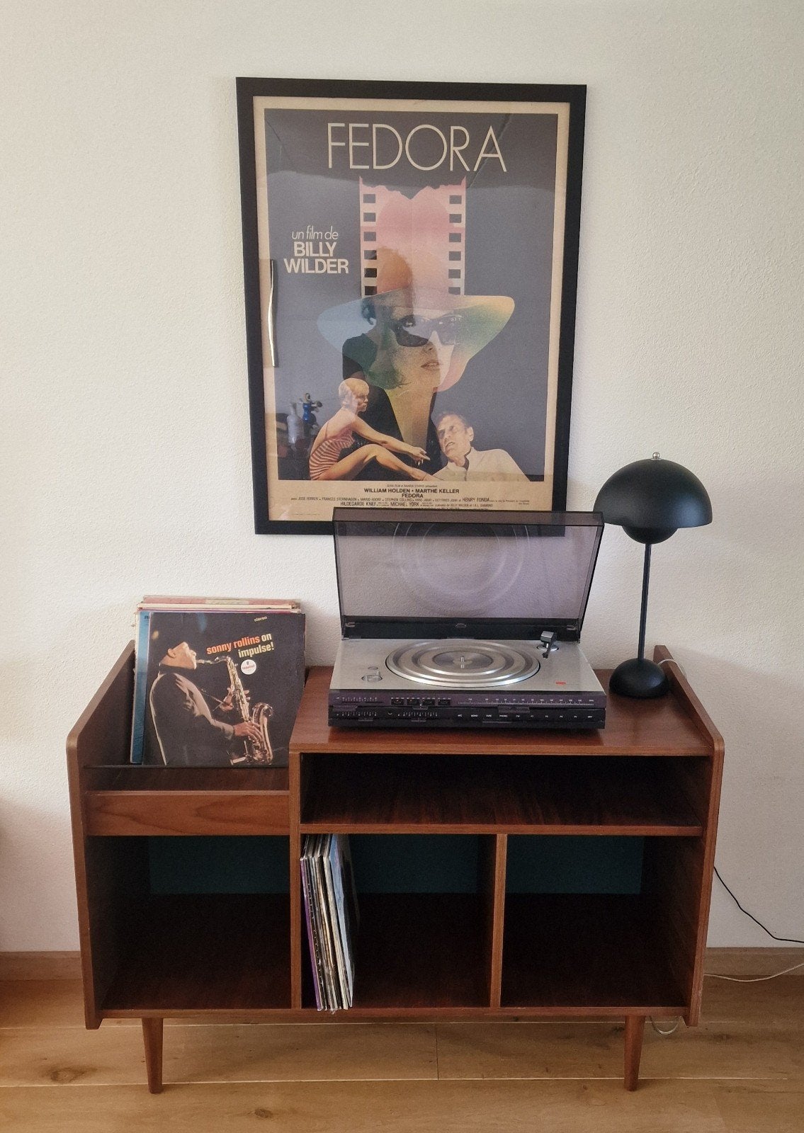 Stijlvol platenkast met retro design van Laredoute