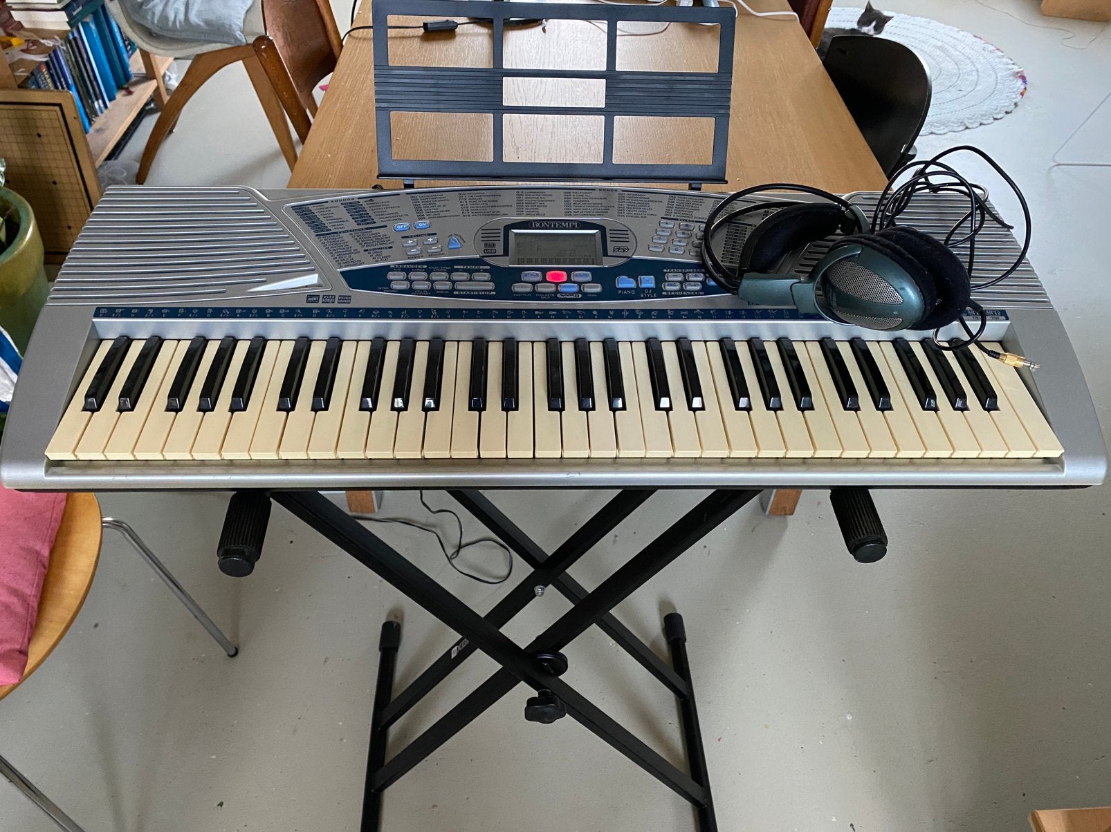 Sigma keyboard met stsndaard en koptelefoon, Ophalen, Zo goed als nieuw, 61 toetsen, Overige merken