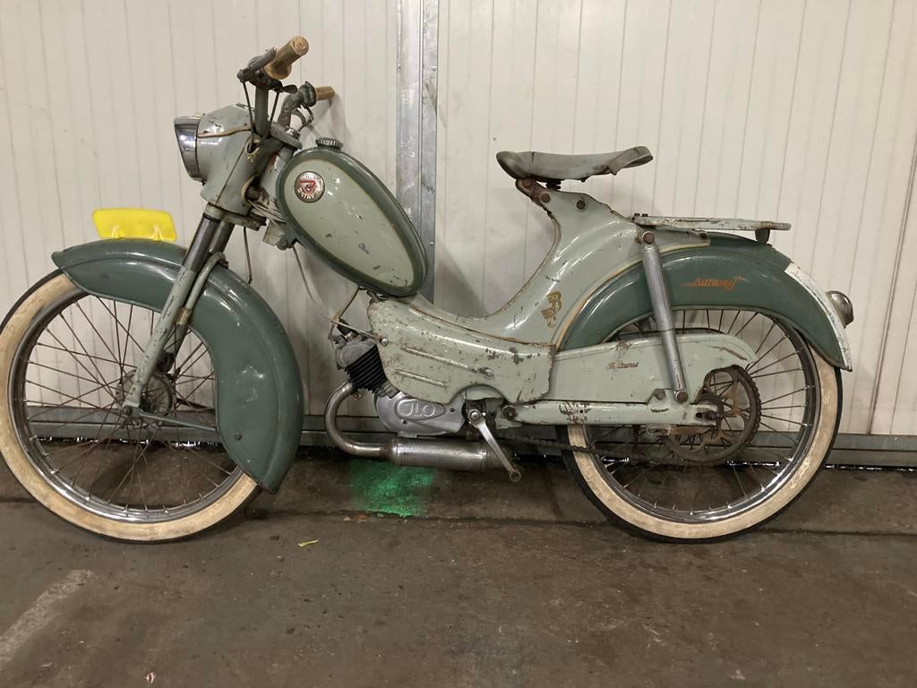 Batavus brommer 1960, Fietsen en Brommers, Maximaal 45 km/u, Batavus, 2 versnellingen, 49 cc