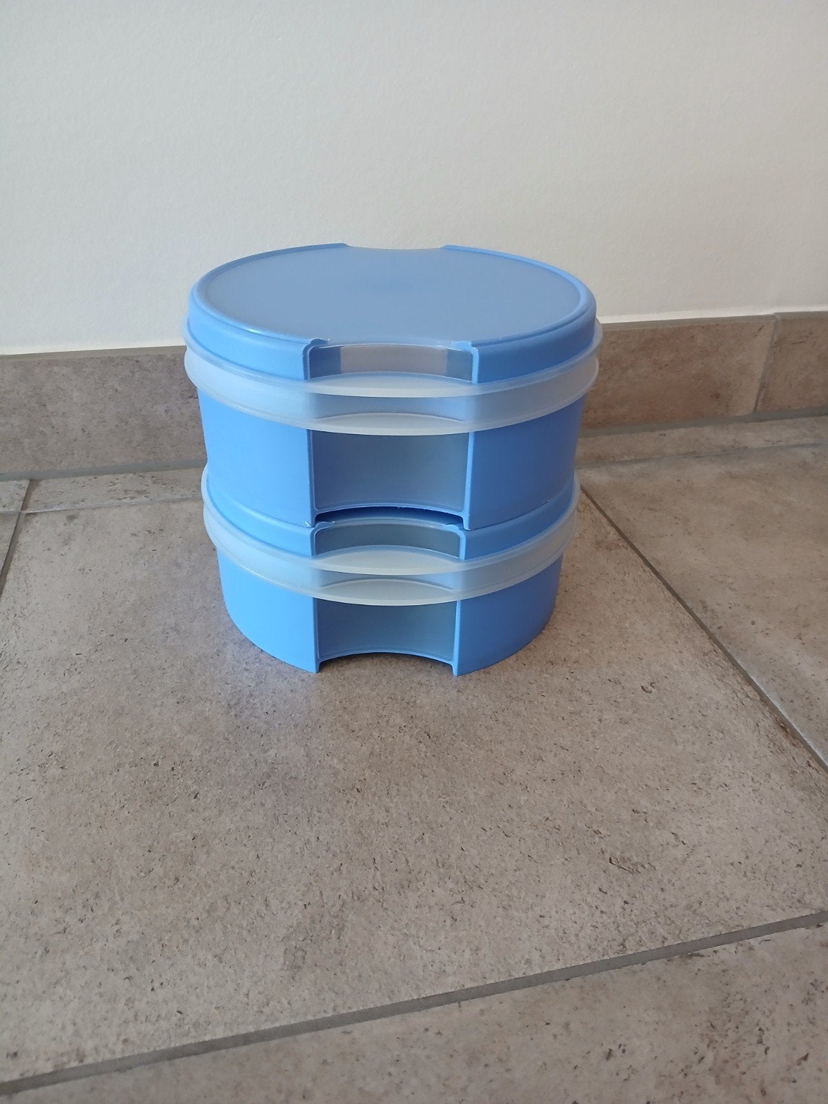 Tupperware zoetdoos, koektrommel, vensterbus, snoeptrommel, Blauw, Overige typen, Ophalen of Verzenden, Zo goed als nieuw
