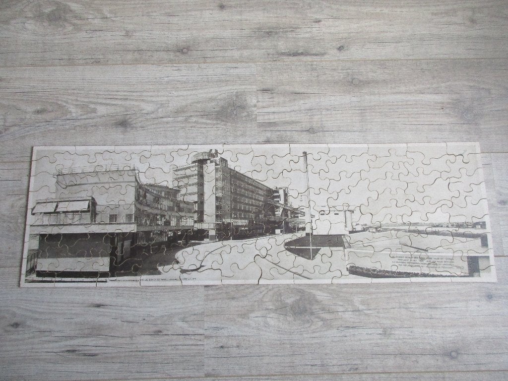 Puzzle / De erven De Wed J. Van Nelle  Rotterdam, Hobby en Vrije tijd, Ophalen of Verzenden, Minder dan 500 stukjes, Gebruikt