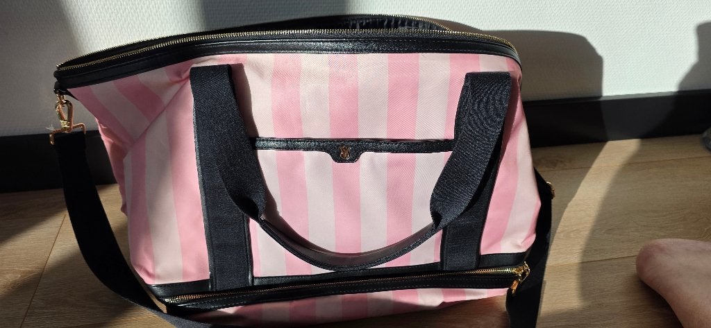 victoria secret reis tas, Ophalen, Gebruikt, Hard kunststof