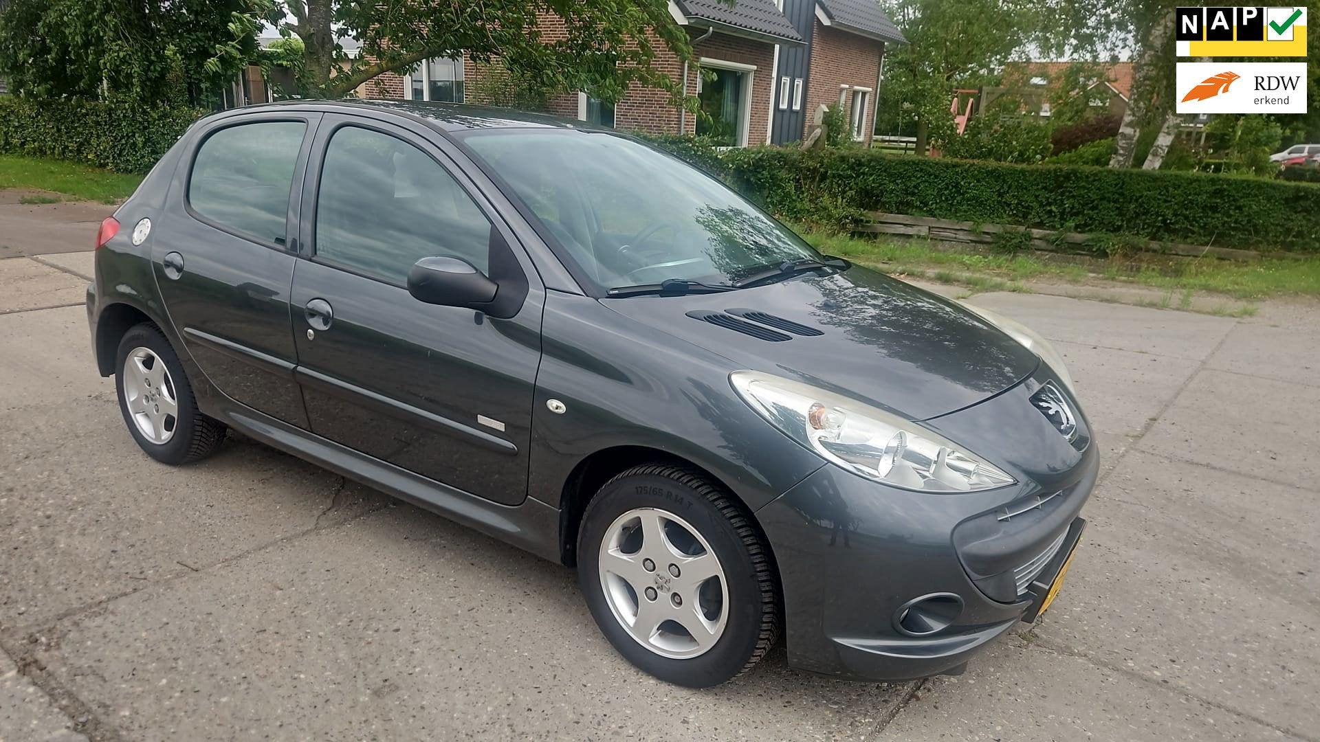 Peugeot 206 + 1.4 Millesim 200/ bj 2011/ airco/ 140.950 km, Auto's, 4 cilinders, Metallic lak, Origineel Nederlands, Bedrijf