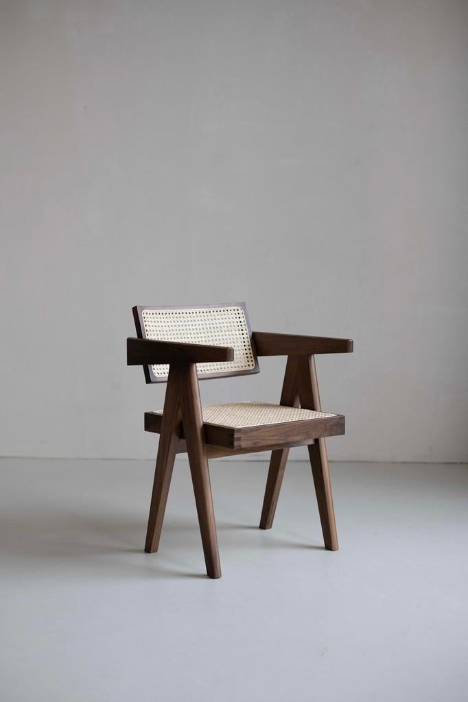 Pierre jeanneret stoel walnoothout - rotan seating nieuw 4x, Huis en Inrichting, Ophalen of Verzenden, Zo goed als nieuw, Bruin