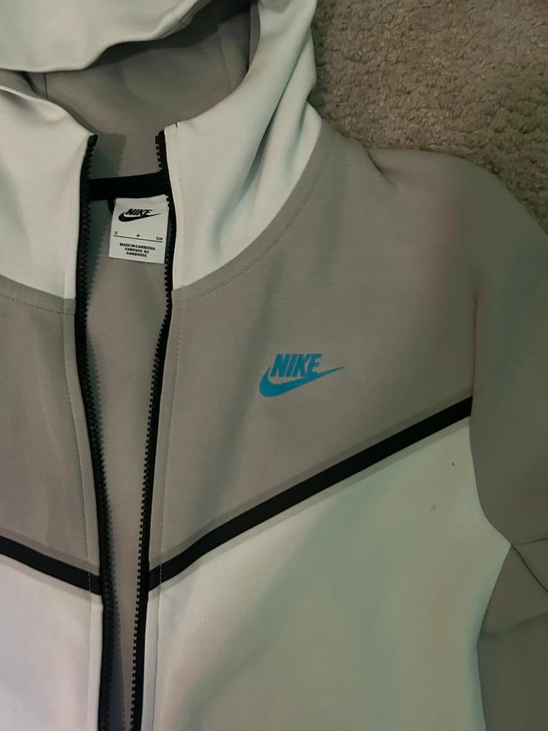 Nike tech fleece, Ophalen of Verzenden, Nieuw, Maat 46 (S) of kleiner, Wit