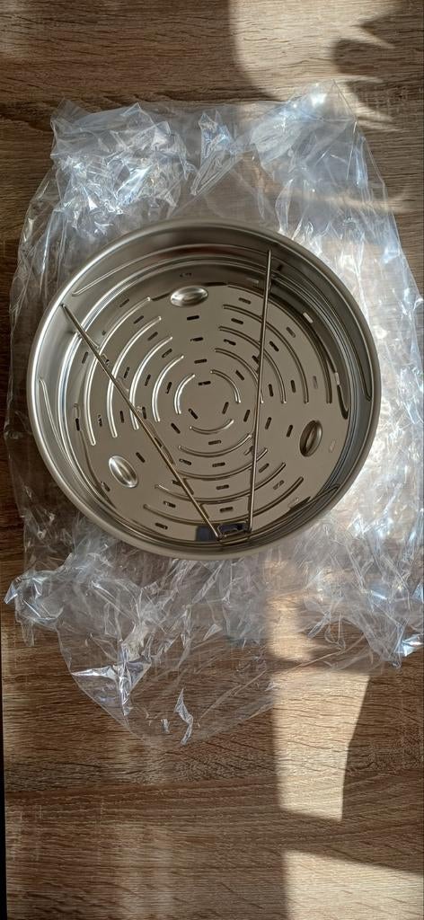 Gloednieuwe Fissler Vitavit inzet met 3 poot - Ø 26 cm, Huis en Inrichting, Ophalen of Verzenden, Nieuw