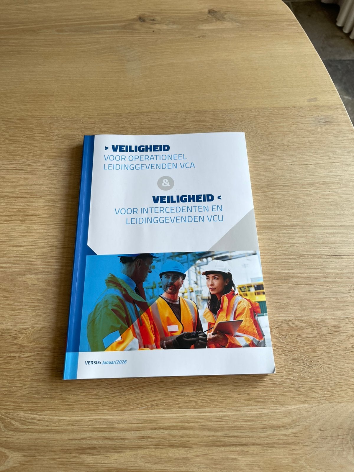 Te Koop: cursusboek VCA-VOL versie januari 2026, Ophalen of Verzenden, Beta, Zo goed als nieuw, HBO