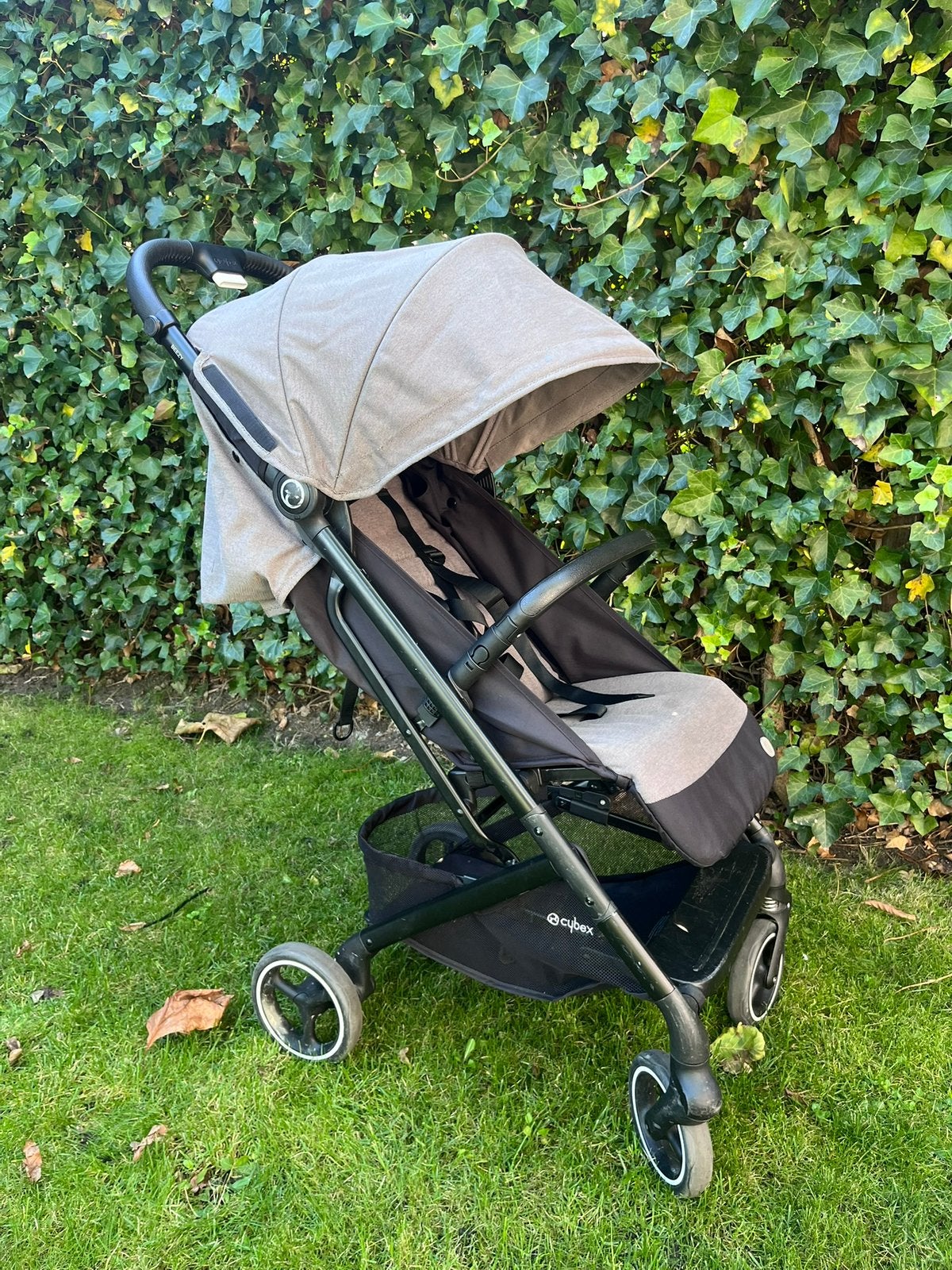 Cybex buggy GOLD Beezy, Kinderen en Baby's, Buggy's, Ophalen, Gebruikt, Overige merken, Verstelbare rugleuning
