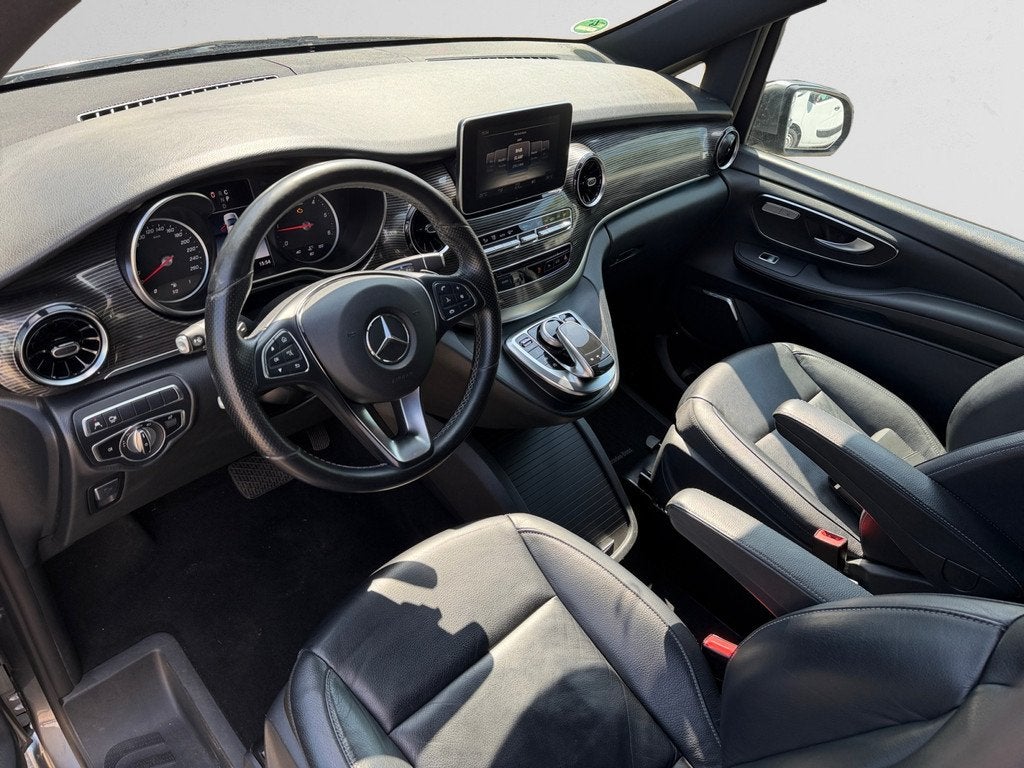 Mercedes-Benz V-Klasse 300d Lang Avantgarde 7 Pers, Burmeste, Auto's, Mercedes-Benz, Achterwielaandrijving, Gebruikt, Met garantie (alle)