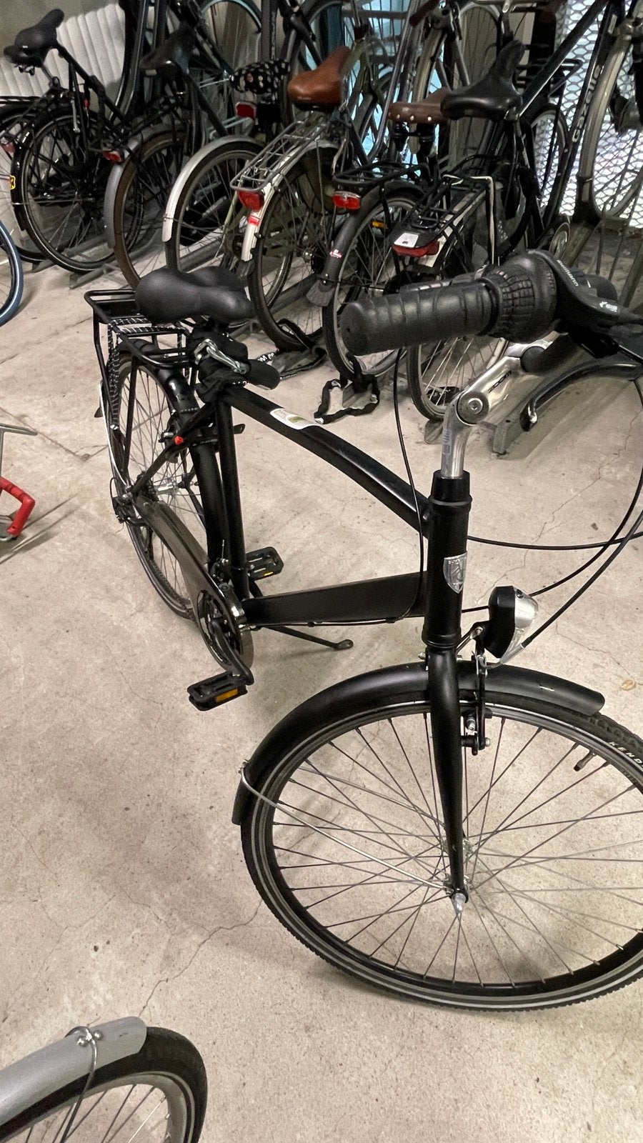 Nette stadsfiets - gekocht bij Megabikes voor €340, Velgrem, Versnellingen, Zo goed als nieuw, 53 tot 57 cm