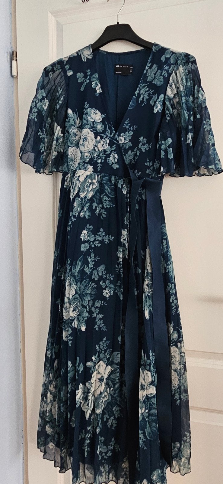 ASOS DESIGN Bloemenprint zwangerschap Midi Jurk - Maat M, Maat 38/40 (M), Blauw, ASOS DESIGN, Ophalen of Verzenden