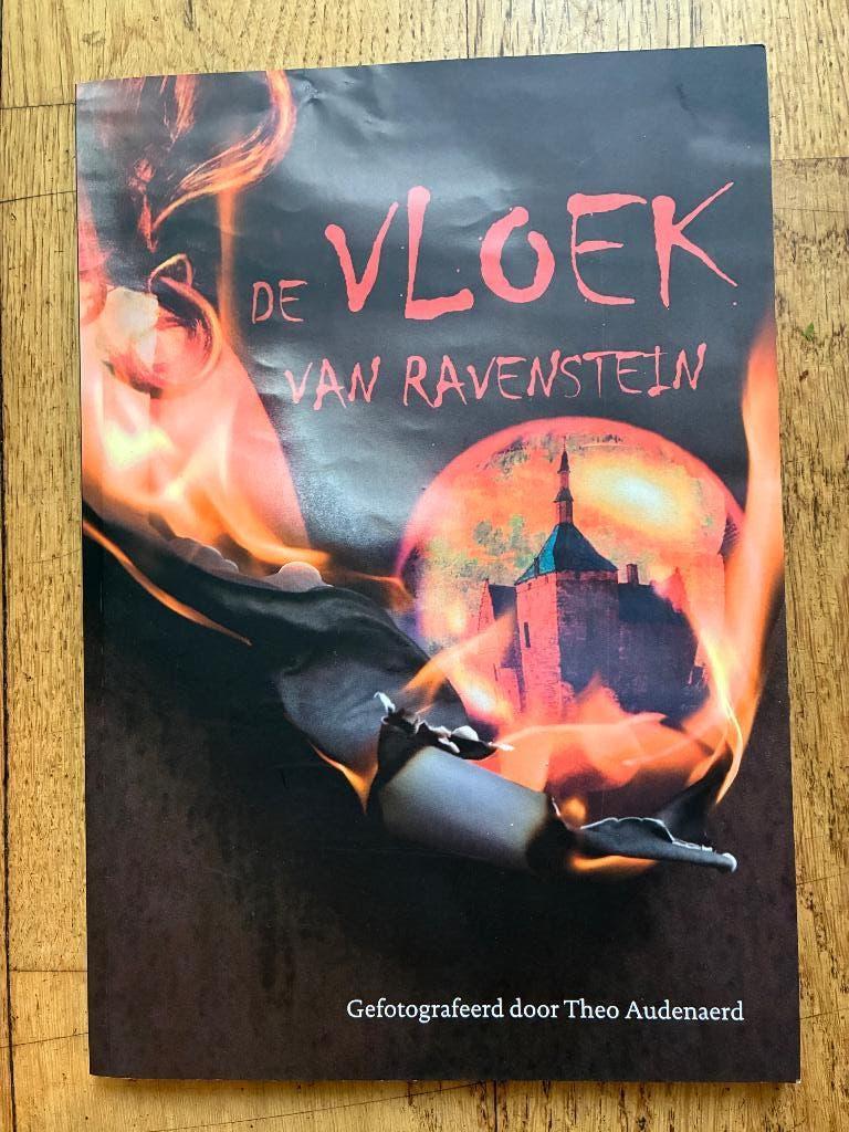 Fotoboek De Vloek van Ravenstein, Boeken, Ophalen of Verzenden, Nieuw, Fotografen