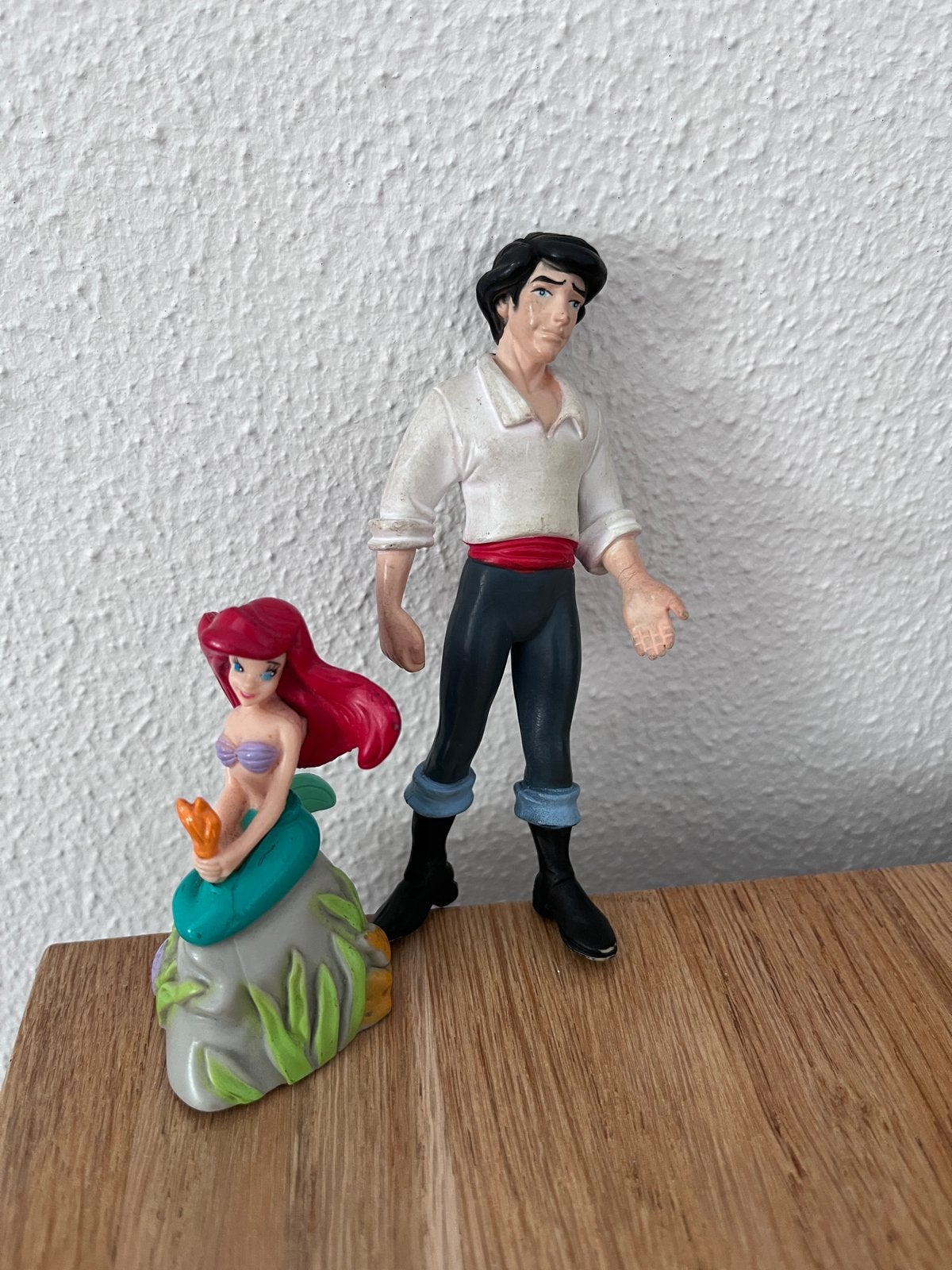 Disney De Kleine Zeemeermin Ariel en Eric figuurtjes, Ophalen of Verzenden, Pocahontas of Kl. Zeemeermin, Gebruikt, Beeldje of Figuurtje