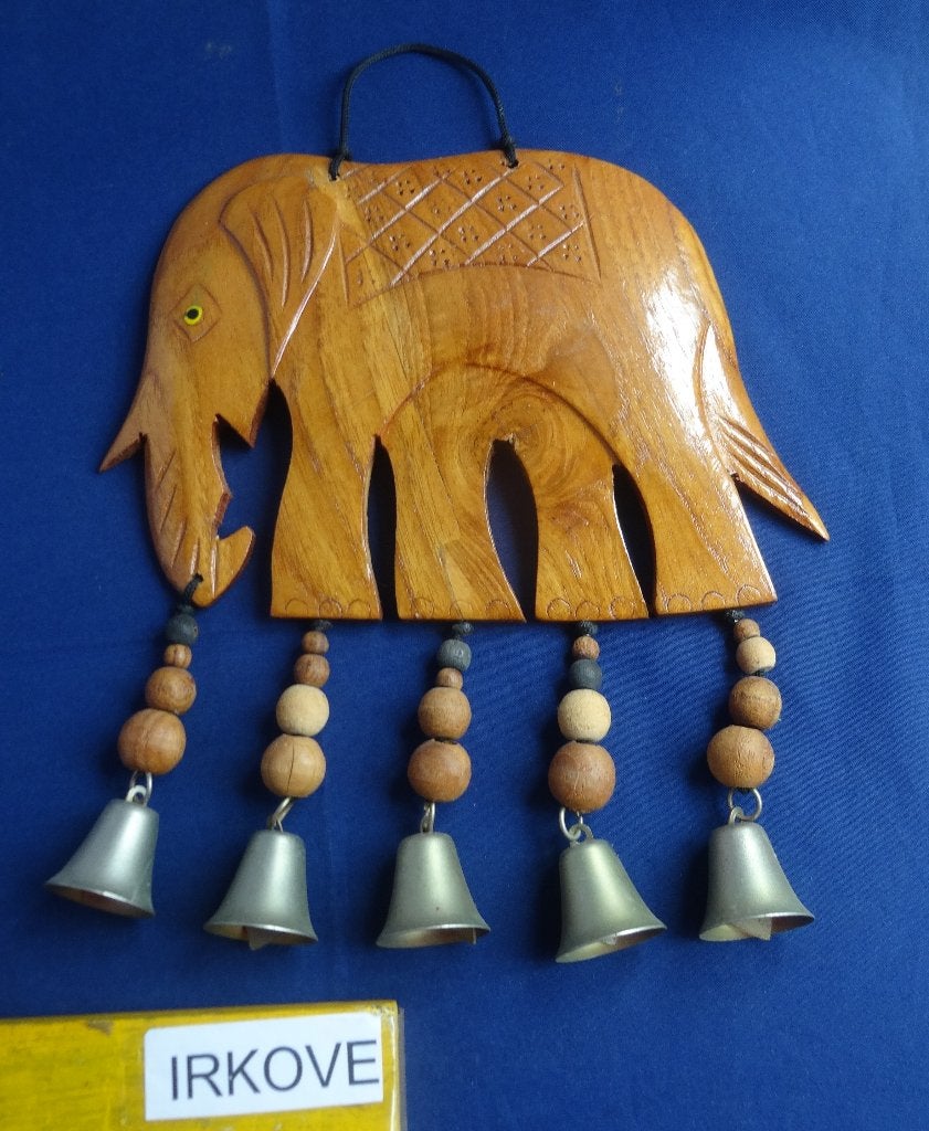 HOUTEN OLIFANT MET BELLEN * India *, Verzenden, Zo goed als nieuw, Wild dier, Beeldje of Figuurtje