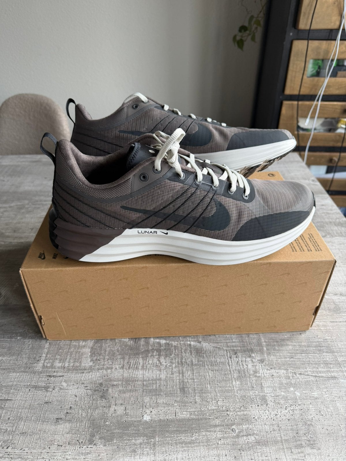 Te koop nieuw paar lunar roam in maat 47,5 (47.5), Overige kleuren, Nieuw, Ophalen of Verzenden, Sneakers of Gympen