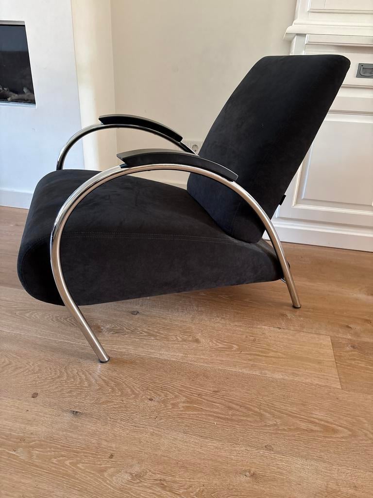 Jan des bouvries Gelderland stoel 5770 - Alcantara, Huis en Inrichting, Stoelen, Ophalen, Zwart, Zo goed als nieuw, Metaal