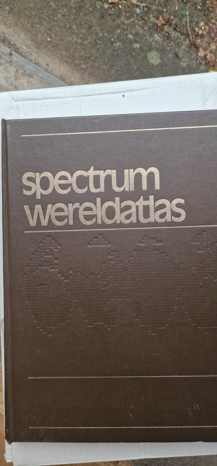 Spectrum Wereldatlas - Klassieke Wereldatlas, Boeken, Gelezen, Overige atlassen, Ophalen of Verzenden, Spectrum