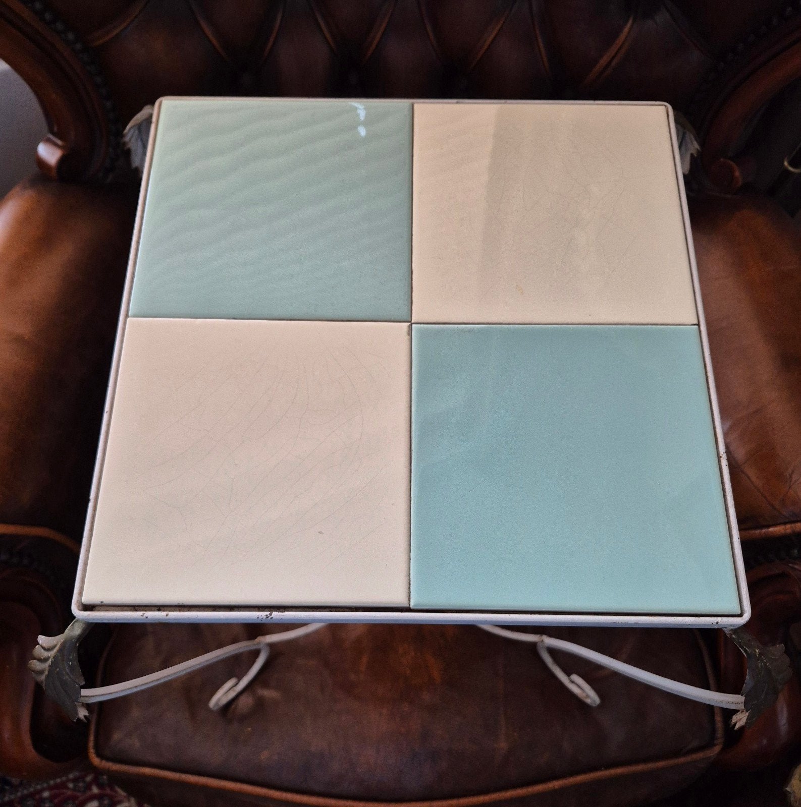 Bijzettafeltje met tegeltableau, vintage Italiaans tafeltje., Ophalen