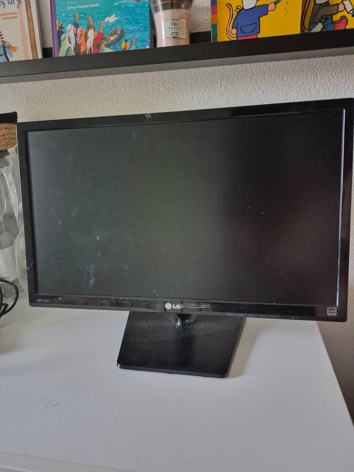 LG Monitor (incl. stroomkabel) - Werking onbekend, Computers en Software, Ophalen, Gebruikt, HDMI, Overige typen