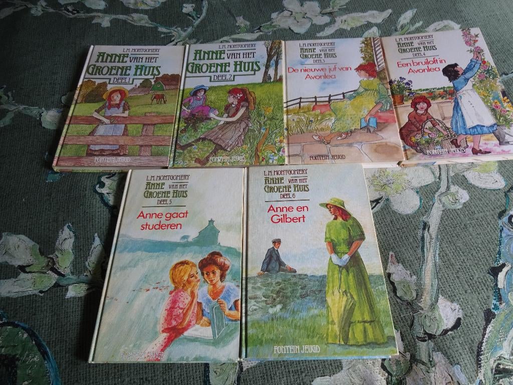 L.M Montgomery .Anne van het groene huis, Boeken, Ophalen of Verzenden, Gelezen