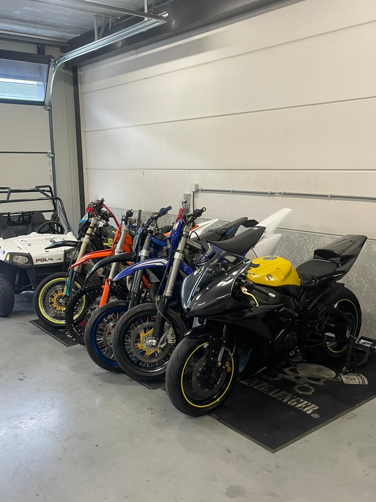 Garageverkoop– Meerdere motoren te koop KTM | Gasgas | Husky, Ophalen, Zo goed als nieuw, Blok