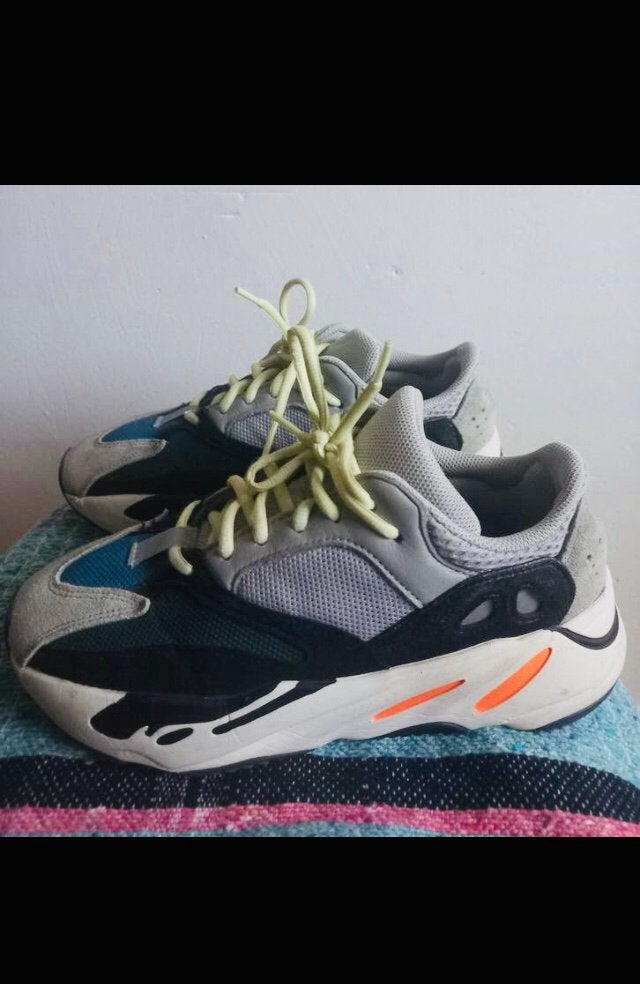 Adidas yeezy boost 700 v1 wave runner, Ophalen of Verzenden, Nieuw, Overige kleuren