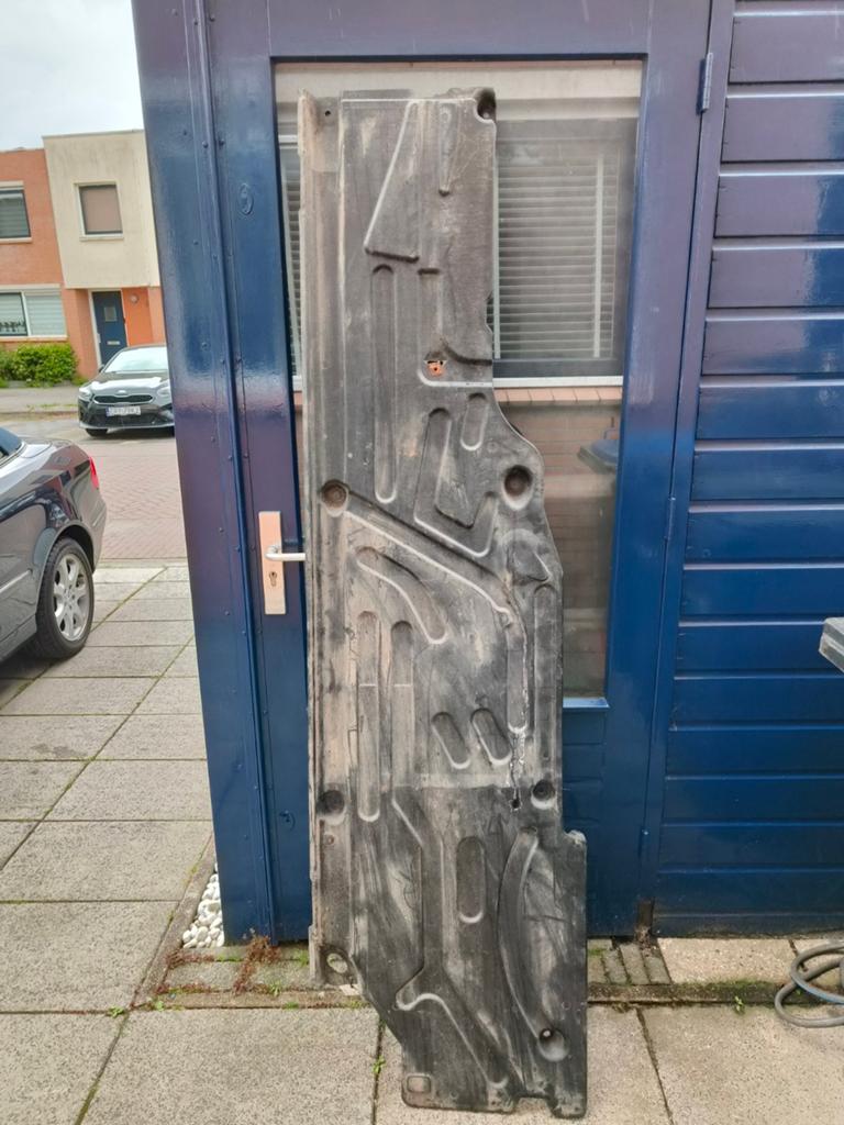 Mercedes clk bodemplaat afdekking bodembescherming, Ophalen, Voor, Bumper