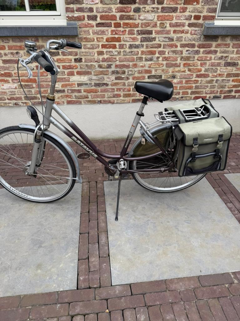 Batavus dames fiets, Fietsen en Brommers, Fietsen | Dames | Damesfietsen, Ophalen of Verzenden, Gebruikt, Batavus