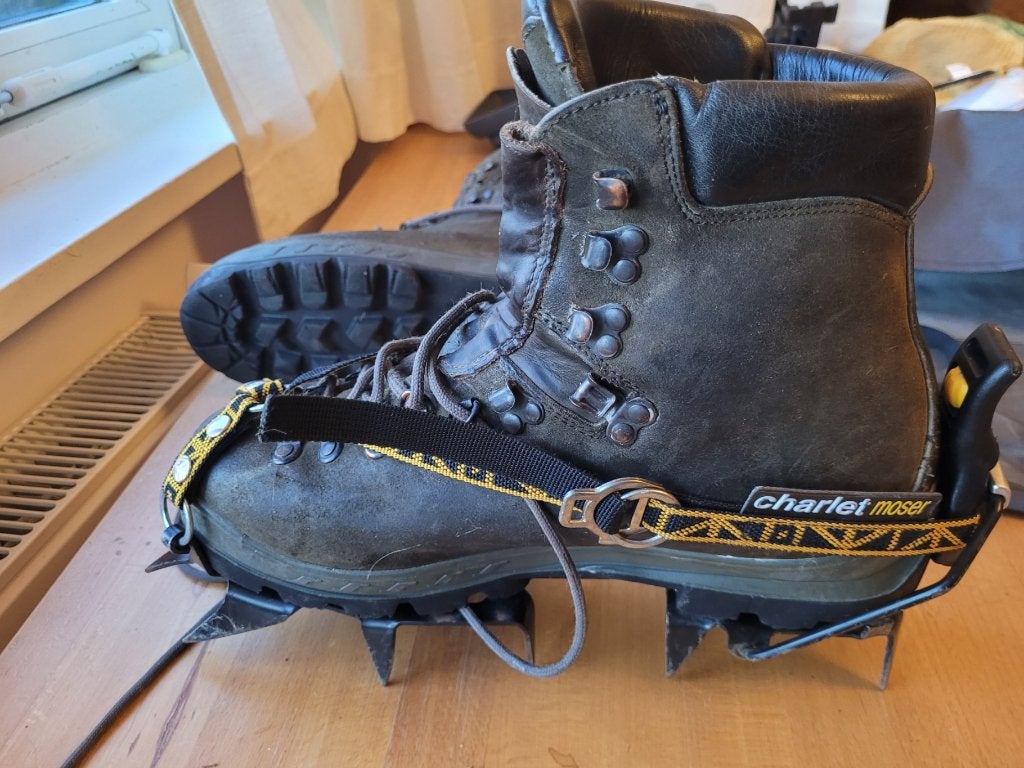 Scarpa Asolo, leren stijgijzervaste bergschoenen maat 44, 42, Ophalen of Verzenden, Zo goed als nieuw, Schoenen