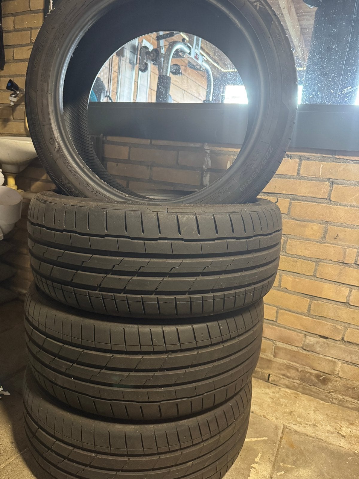 4x Hankook Ventus S1 evo3 HRS Runflat 225/45 R18 95Y, Ophalen, 18 inch, Band(en), Zomerbanden