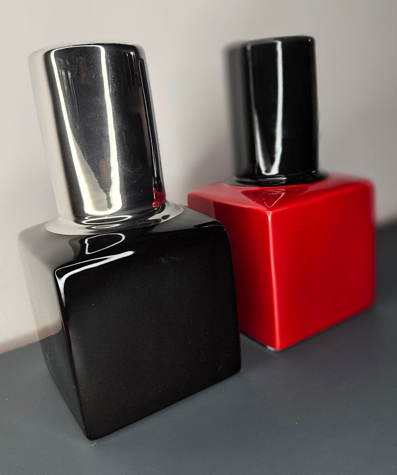 Vaas nagellak, 2 mod H.18cm, Gilde Handwerk, Meerkleurig, Export@Gildehandwerk.com, Nieuw