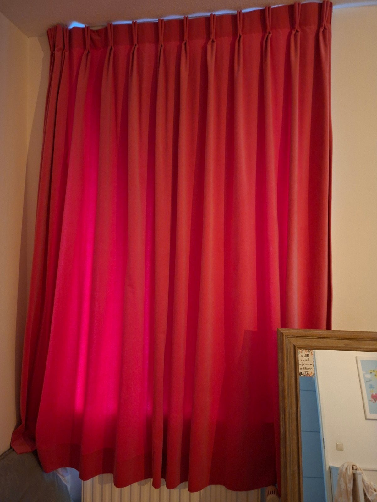 Velours gordijnen 2x, Huis en Inrichting, Stoffering | Gordijnen en Lamellen, Ophalen of Verzenden, Roze, Met haken