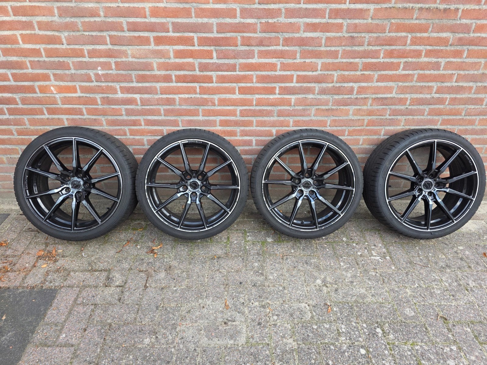 set van 4 Concaver velgen, Hankook banden, 19 inch,opknapper, Auto-onderdelen, Overige, Gebruikt, Banden en Velgen, 235 mm