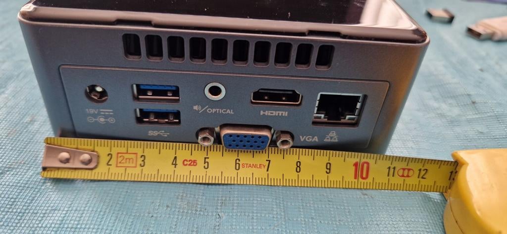 Mini-PC nuc van 6de generatie 8GB ram 128GB ssd Windows 11, Ophalen of Verzenden, SSD