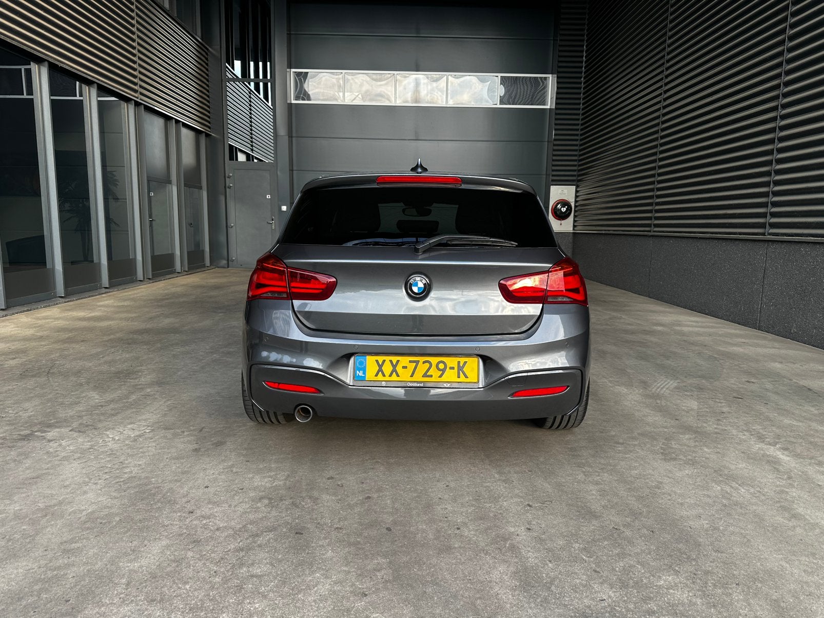 BMW 1-Serie 116i M-Pakket 2019 Dealer onderhouden, 1-Serie, 1280 kg, 1200 kg, 3 cilinders