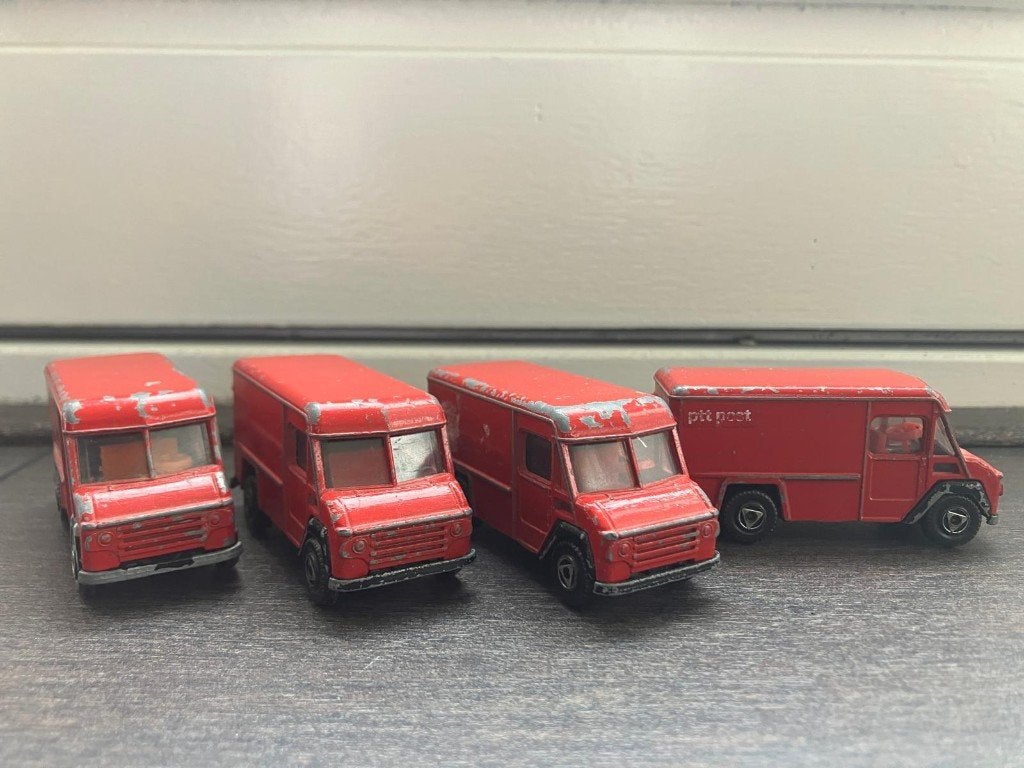 4x Efsi Commer 302 PTT Post | Rood, Ophalen of Verzenden, Gebruikt, Bus of Vrachtwagen
