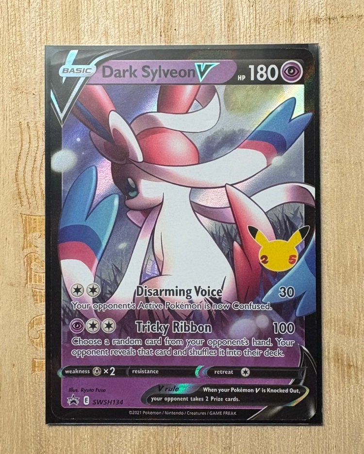 Dark Sylveon V - swsh134 - Blackstar Promo - Celebrations, Ophalen of Verzenden, Zo goed als nieuw