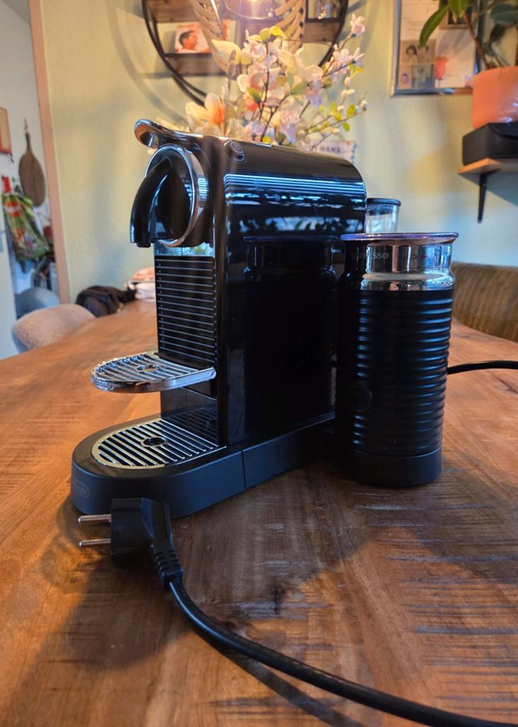 Koffiezetapparaat DE LONGHI Nespresso Citiz & Milk EN267, Witgoed en Apparatuur, Koffiemachine, Ophalen of Verzenden, Zo goed als nieuw