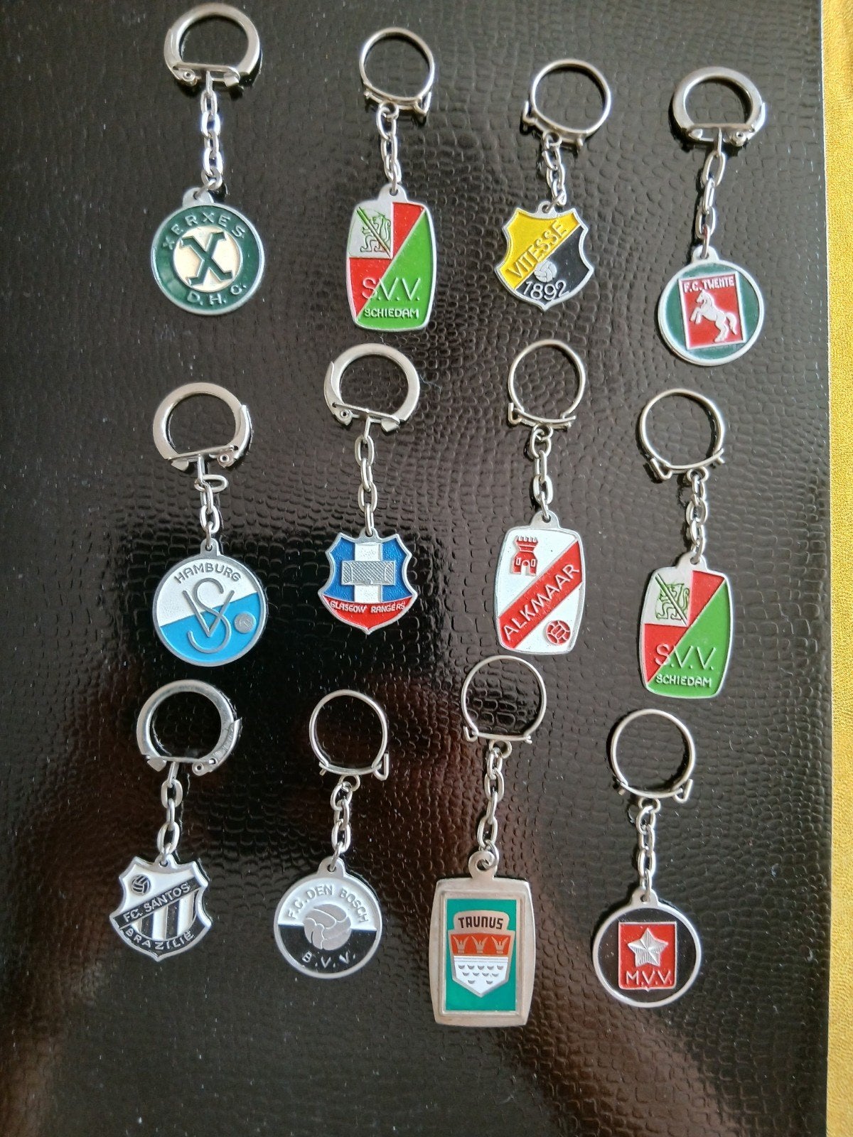 voetbalclubs sleutelhangers, Ophalen of Verzenden, Gebruikt